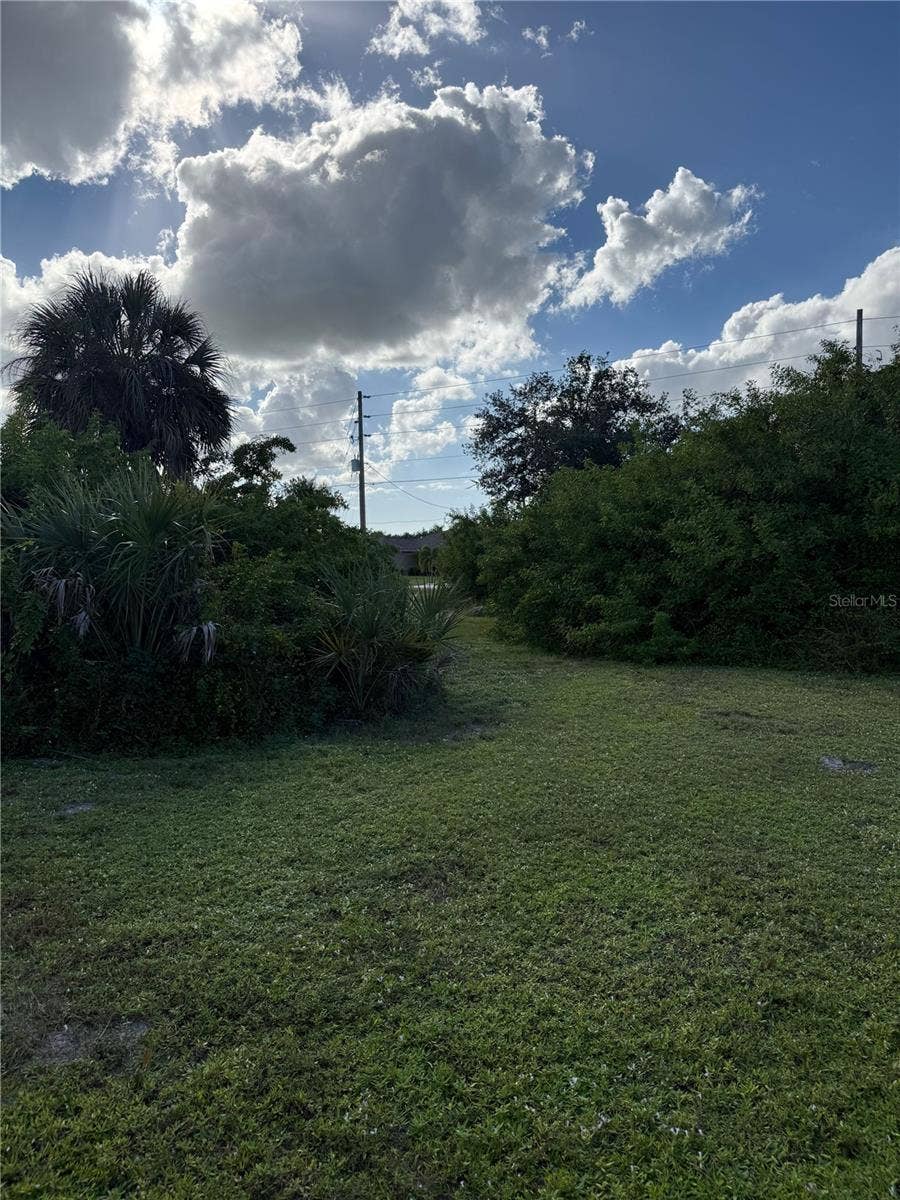 223 ANTILLA DRIVE, Rotonda West, FL 33947 223 ANTILLA DRIVE, Rotonda West, FL 33947