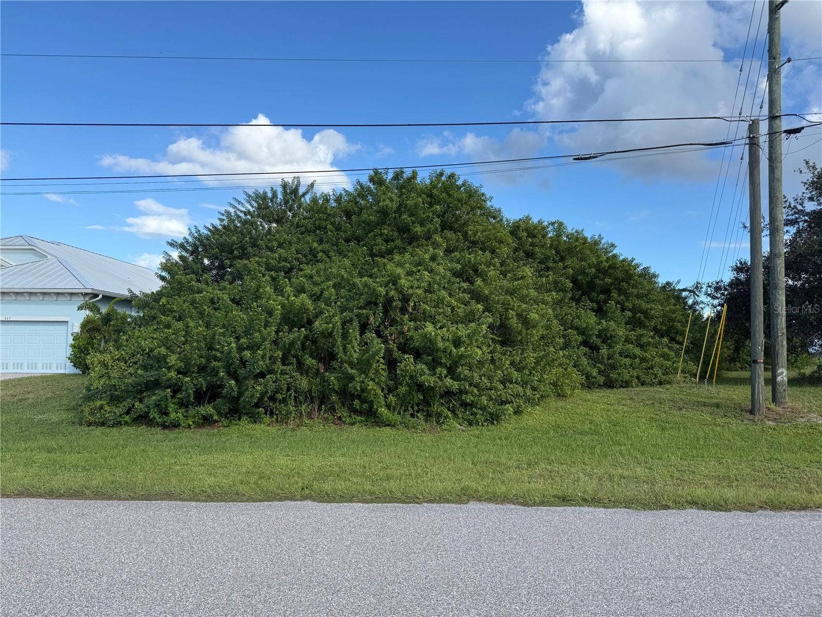 225 ANTILLA DRIVE, Rotonda West, FL 33947 225 ANTILLA DRIVE, Rotonda West, FL 33947