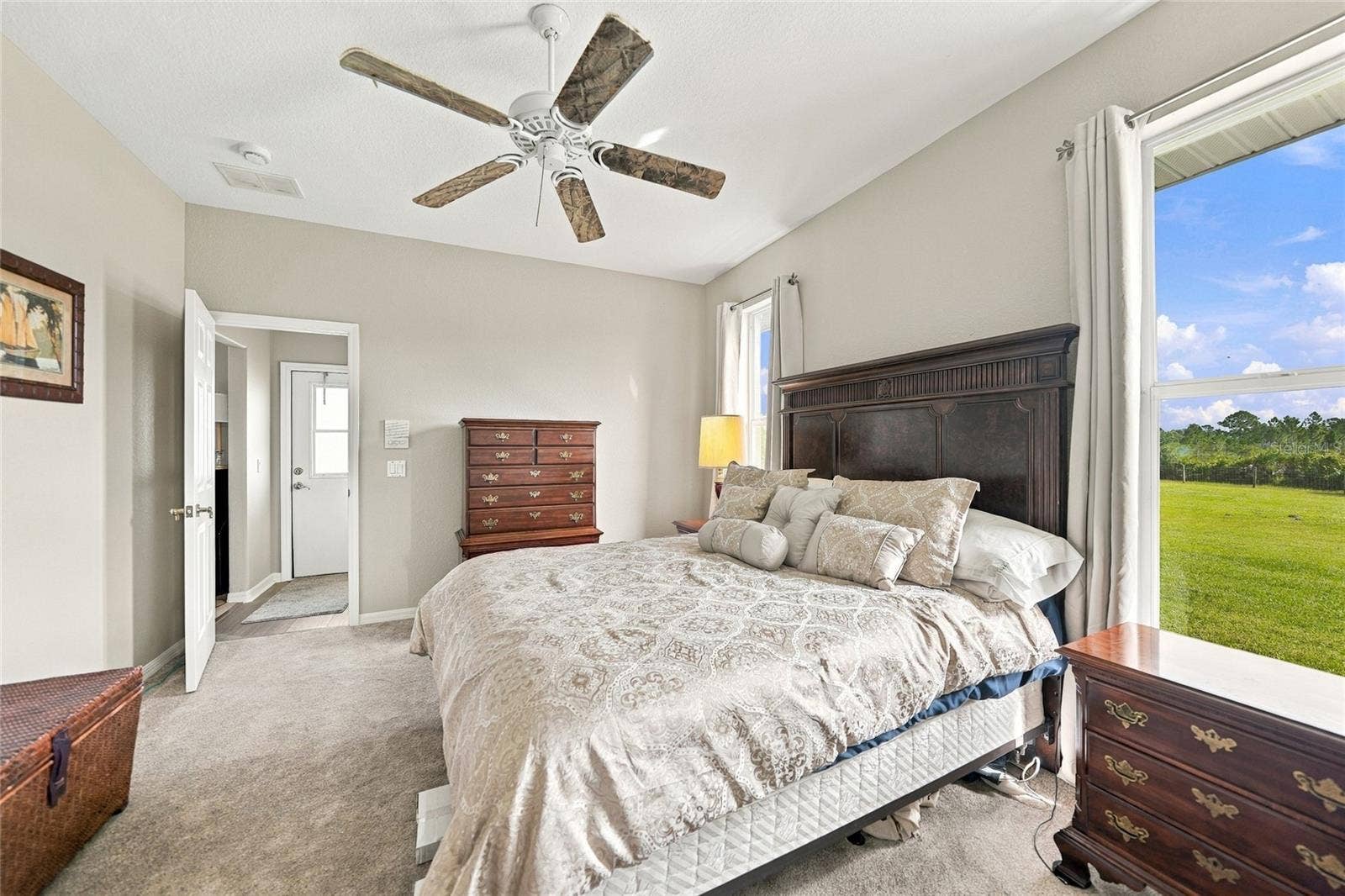 2nd Bed with New Carpet