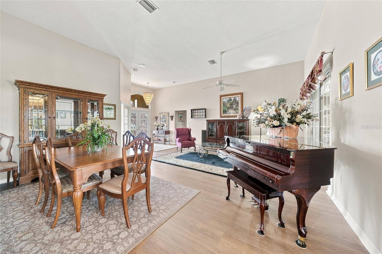 Formal Living and Dining Rooms, BRAND New Flooring, Custom Built Home, One Owner, 12 Ft Ceilings