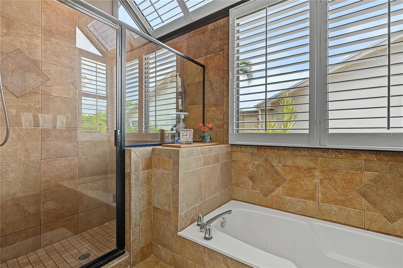 7121 TWIN EAGLE LANE, Fort Myers, FL 33912 7121 TWIN EAGLE LANE, Fort Myers, FL 33912