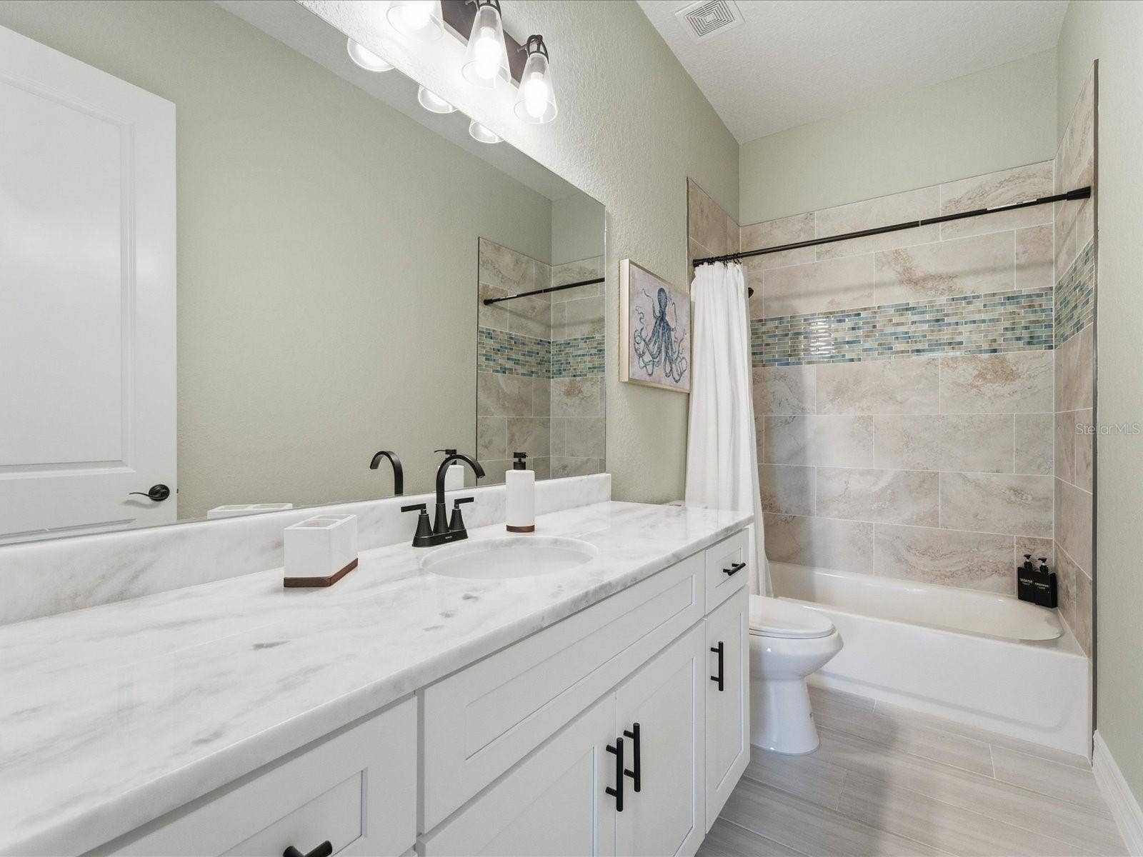 149 LONG MEADOW LANE, Rotonda West, FL 33947 Bathroom #2