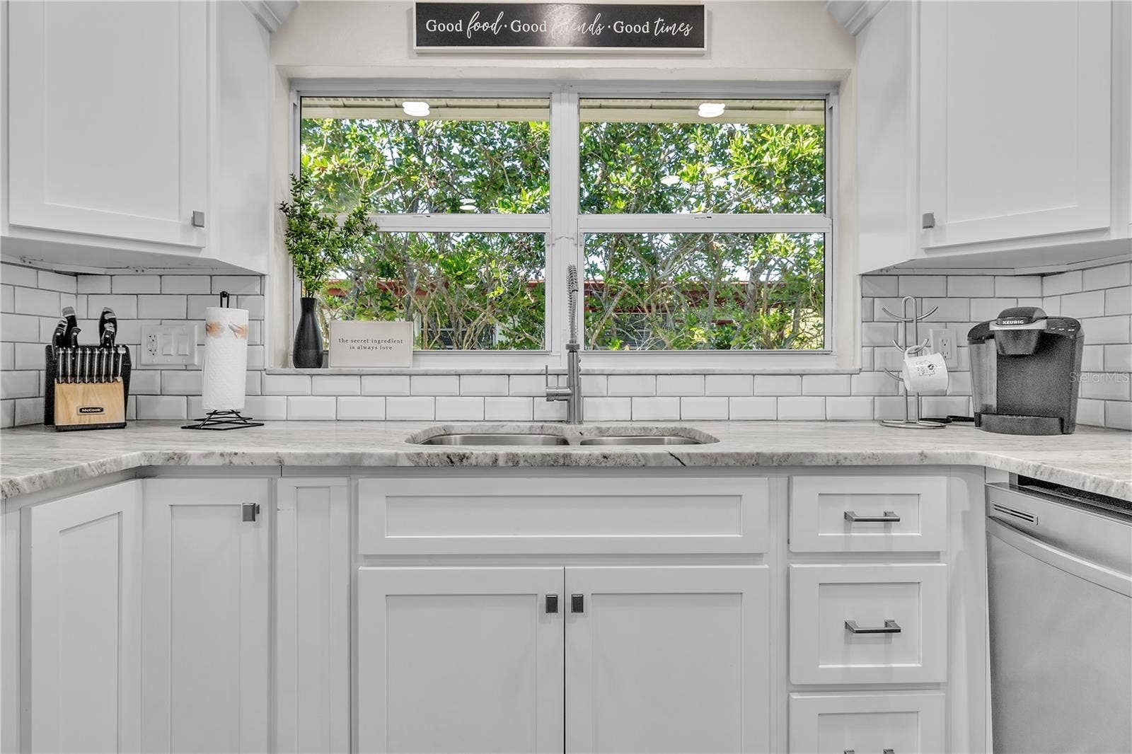 6723 AVENUE C, Sarasota, FL 34231 6723 AVENUE C, Sarasota, FL 34231