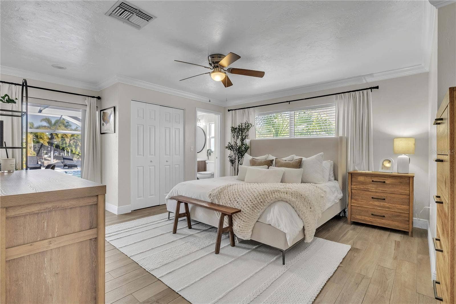 6723 AVENUE C, Sarasota, FL 34231 6723 AVENUE C, Sarasota, FL 34231
