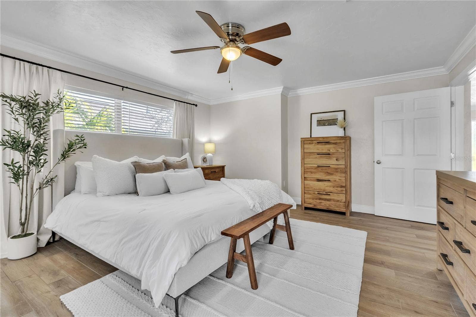 6723 AVENUE C, Sarasota, FL 34231 6723 AVENUE C, Sarasota, FL 34231