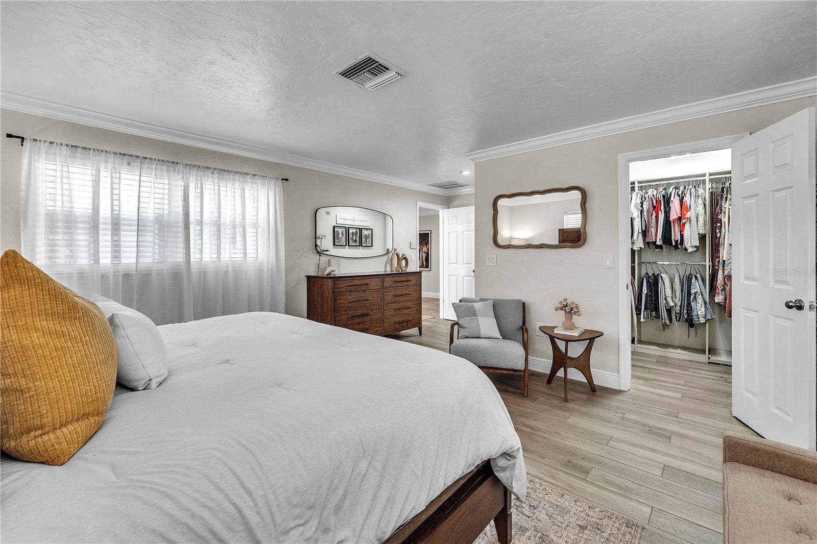 6723 AVENUE C, Sarasota, FL 34231 6723 AVENUE C, Sarasota, FL 34231