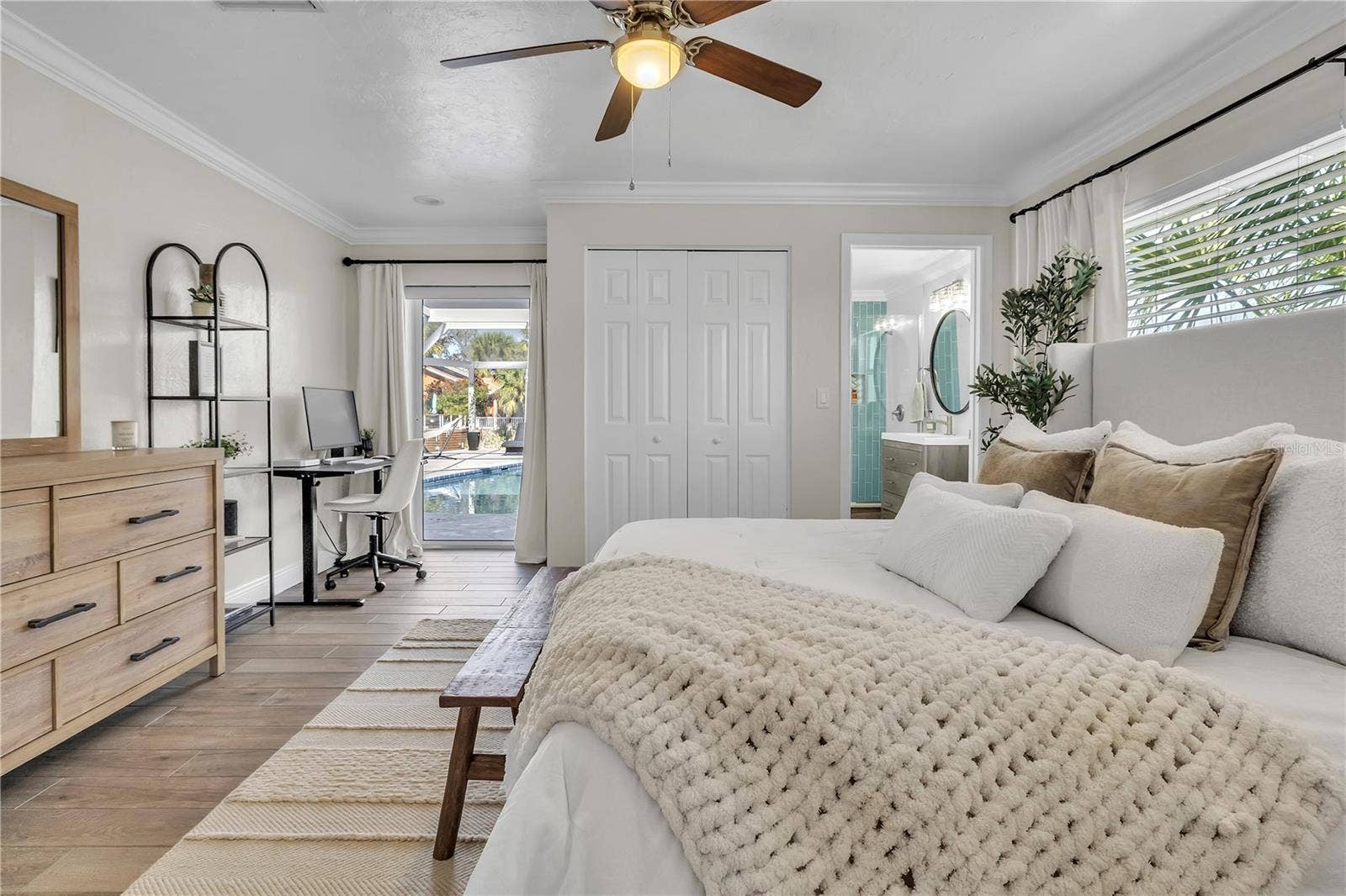 6723 AVENUE C, Sarasota, FL 34231 6723 AVENUE C, Sarasota, FL 34231