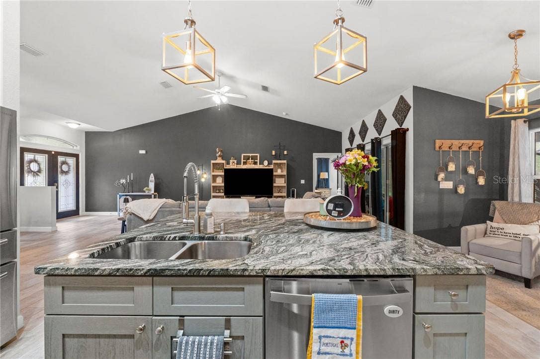 4631 N Rushmore LOOP, Beverly Hills, FL 34465