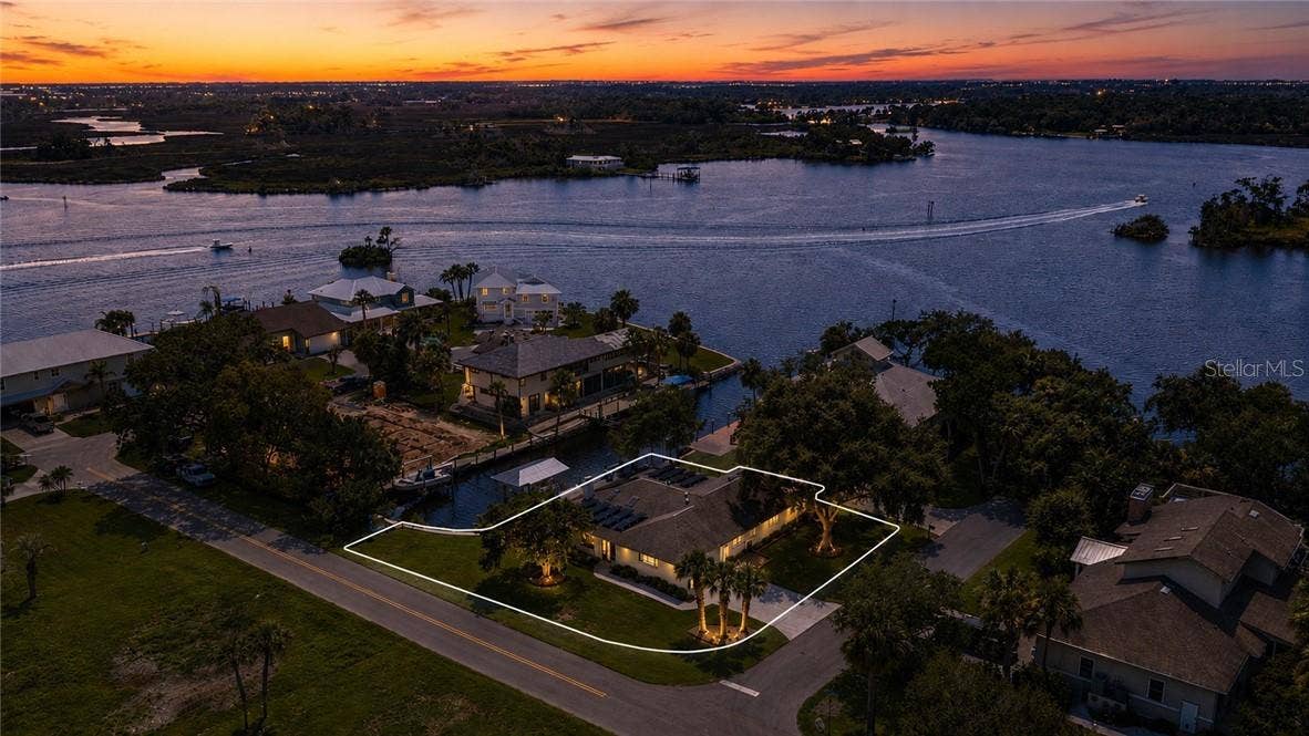 12014 W Dolphin COURT, Homosassa, FL 34448 Sunset Aerial