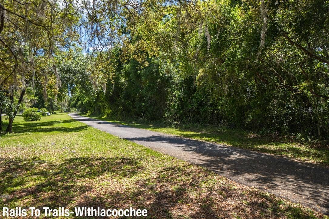 520 Lakewood DRIVE, Inverness, FL 34450 Rails to Trails