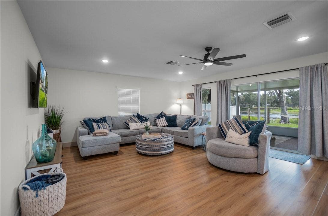 520 Lakewood DRIVE, Inverness, FL 34450 520 Lakewood DRIVE, Inverness, FL 34450