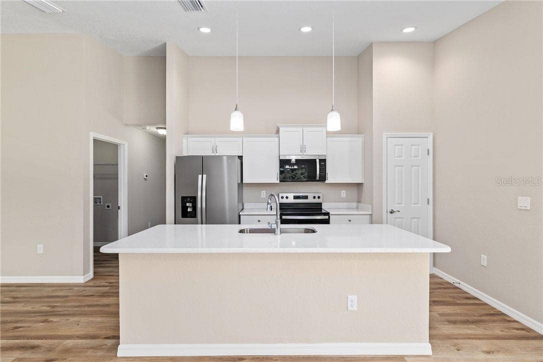 7736 N Manville ROAD, Citrus Springs, FL 34434