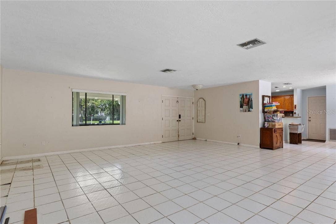 149 & 151 SE Paradise Point ROAD, Crystal River, FL 34429 149 & 151 SE Paradise Point ROAD, Crystal River, FL 34429