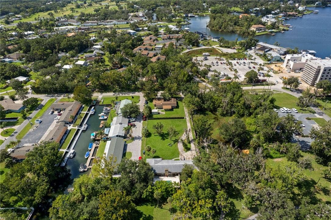 149 & 151 SE Paradise Point ROAD, Crystal River, FL 34429 149 & 151 SE Paradise Point ROAD, Crystal River, FL 34429