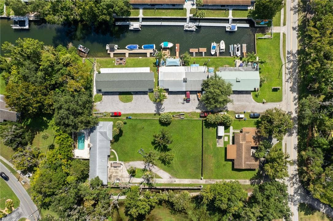 149 & 151 SE Paradise Point ROAD, Crystal River, FL 34429 149 & 151 SE Paradise Point ROAD, Crystal River, FL 34429