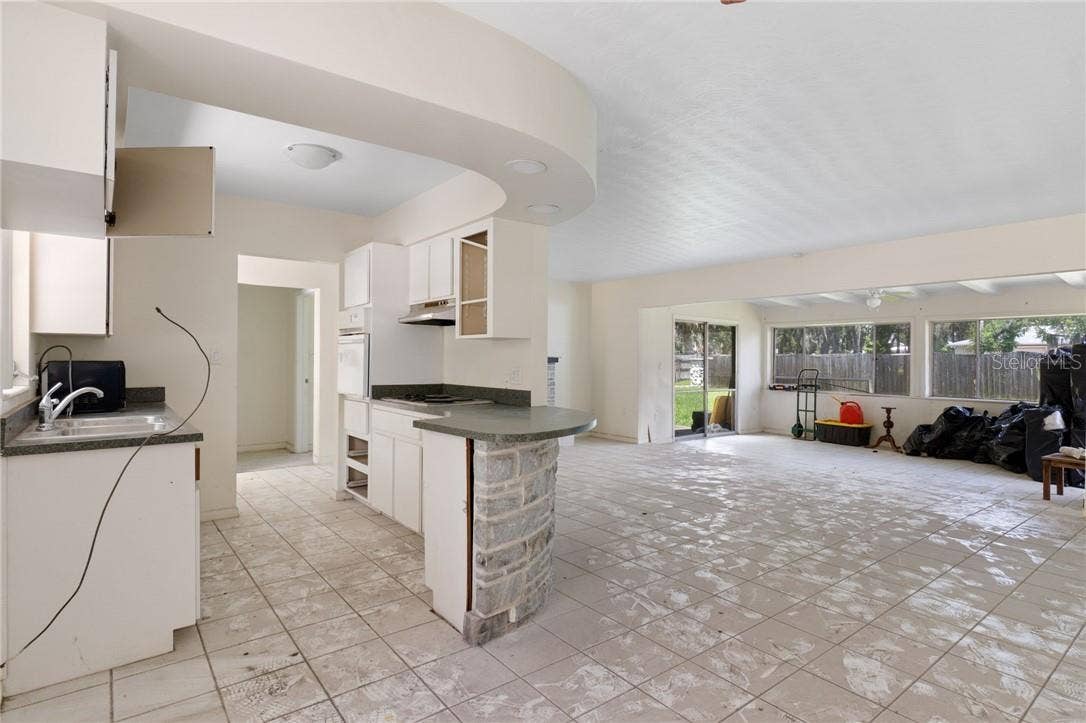 149 & 151 SE Paradise Point ROAD, Crystal River, FL 34429 149 & 151 SE Paradise Point ROAD, Crystal River, FL 34429