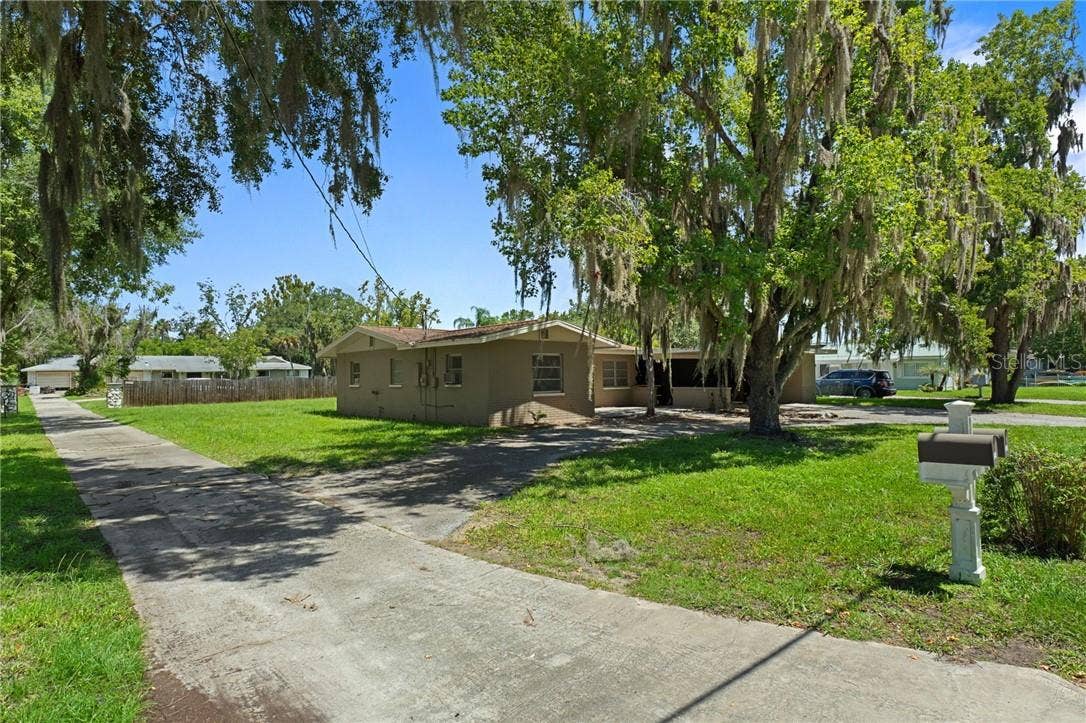 149 & 151 SE Paradise Point ROAD, Crystal River, FL 34429 149 & 151 SE Paradise Point ROAD, Crystal River, FL 34429