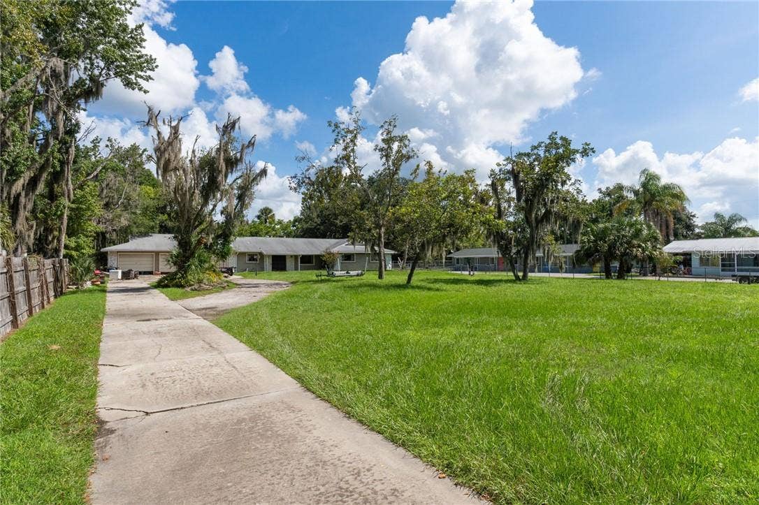 149 & 151 SE Paradise Point ROAD, Crystal River, FL 34429 149 & 151 SE Paradise Point ROAD, Crystal River, FL 34429