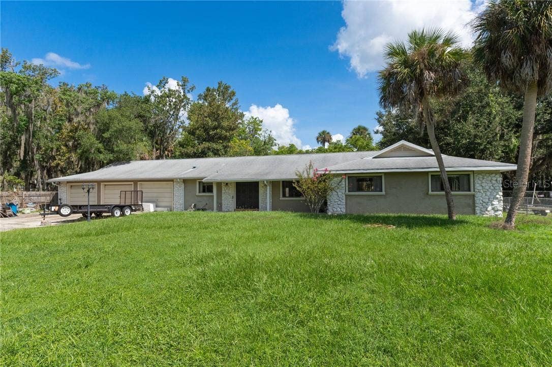 149 & 151 SE Paradise Point ROAD, Crystal River, FL 34429 149 & 151 SE Paradise Point ROAD, Crystal River, FL 34429