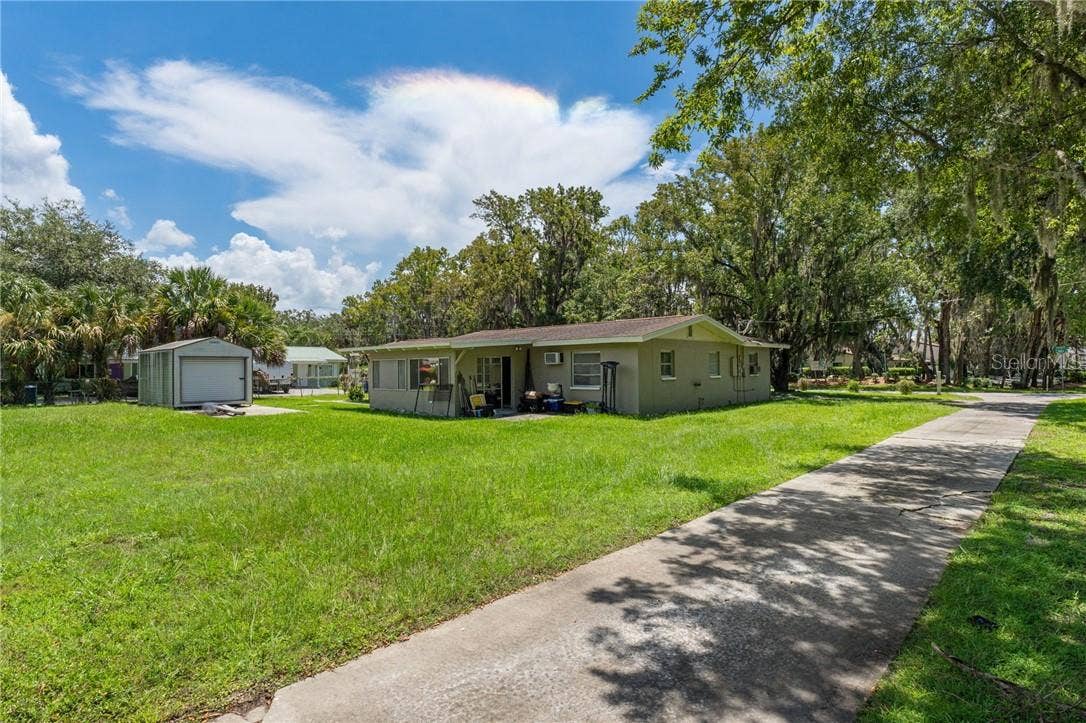 149 & 151 SE Paradise Point ROAD, Crystal River, FL 34429 149 & 151 SE Paradise Point ROAD, Crystal River, FL 34429