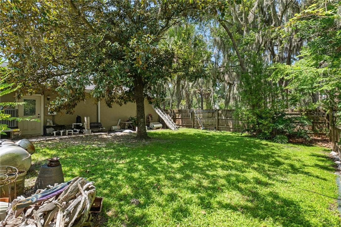 149 & 151 SE Paradise Point ROAD, Crystal River, FL 34429 149 & 151 SE Paradise Point ROAD, Crystal River, FL 34429