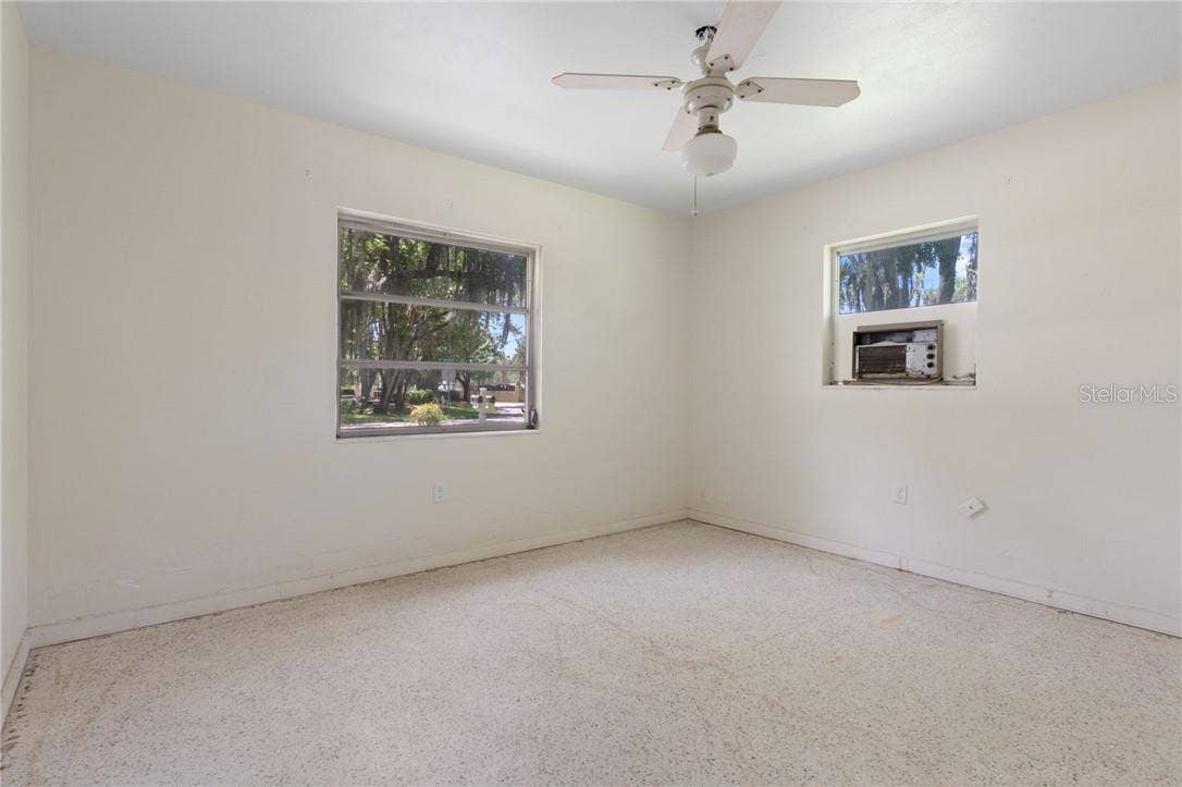 149 & 151 SE Paradise Point ROAD, Crystal River, FL 34429 149 & 151 SE Paradise Point ROAD, Crystal River, FL 34429