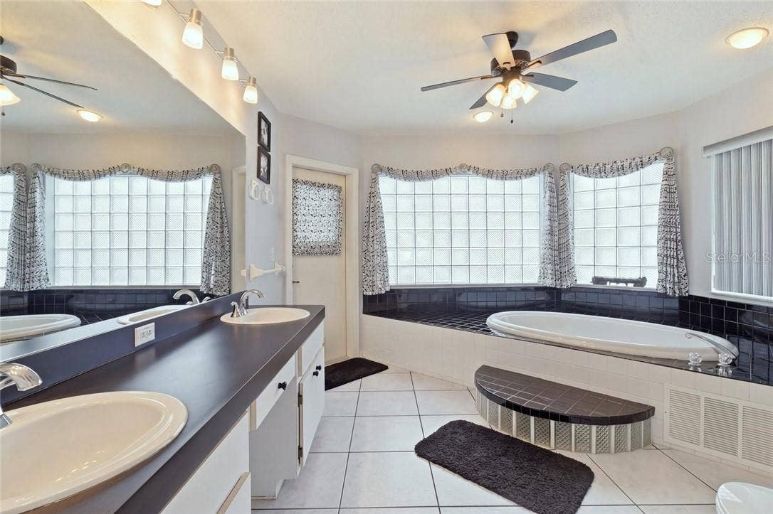 8090 N Golfview DRIVE, Citrus Springs, FL 34434 8090 N Golfview DRIVE, Citrus Springs, FL 34434