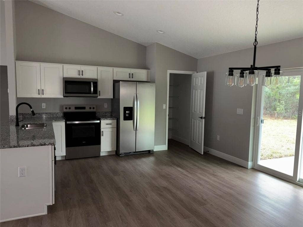 830 W Hemlock DRIVE, Dunnellon, FL 34434