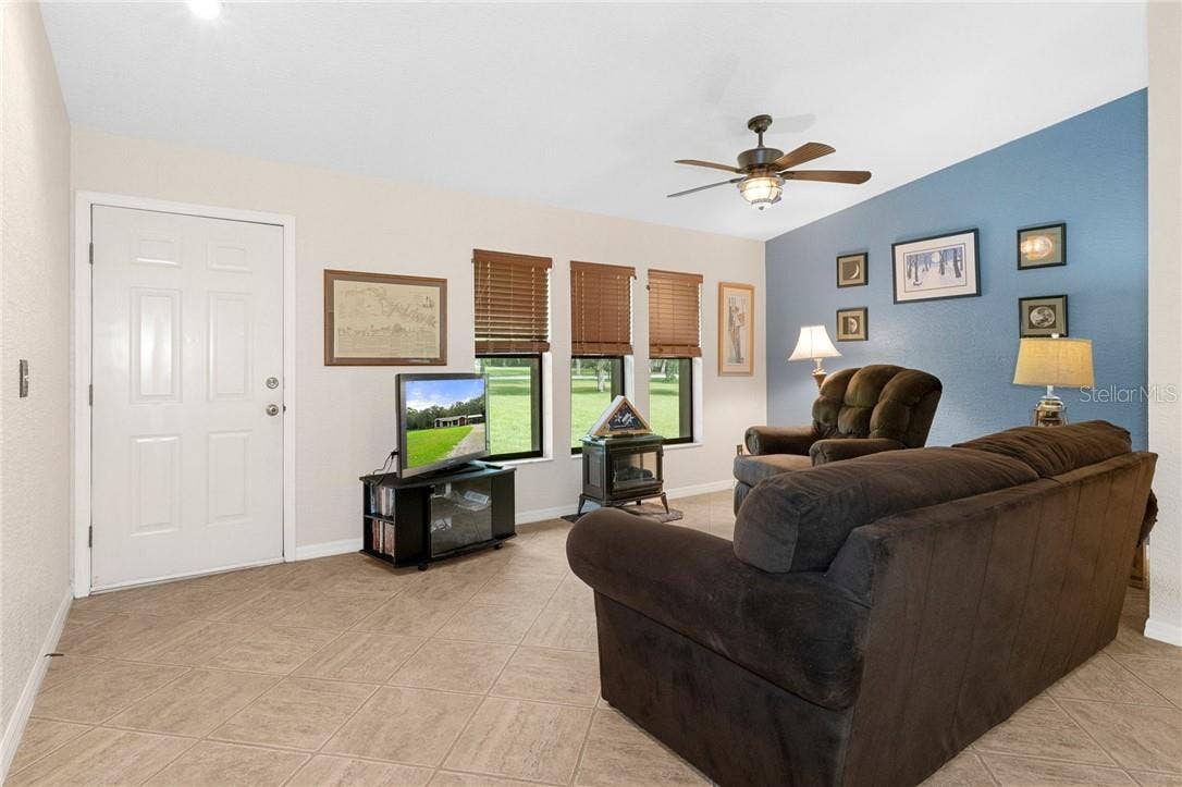 1931 S Colonial AVENUE, Homosassa, FL 34448 1931 S Colonial AVENUE, Homosassa, FL 34448