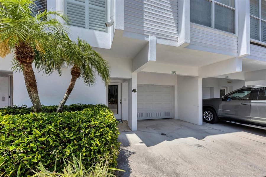 Property photo for 8272 HARBORSIDE CIRCLE, Englewood, FL