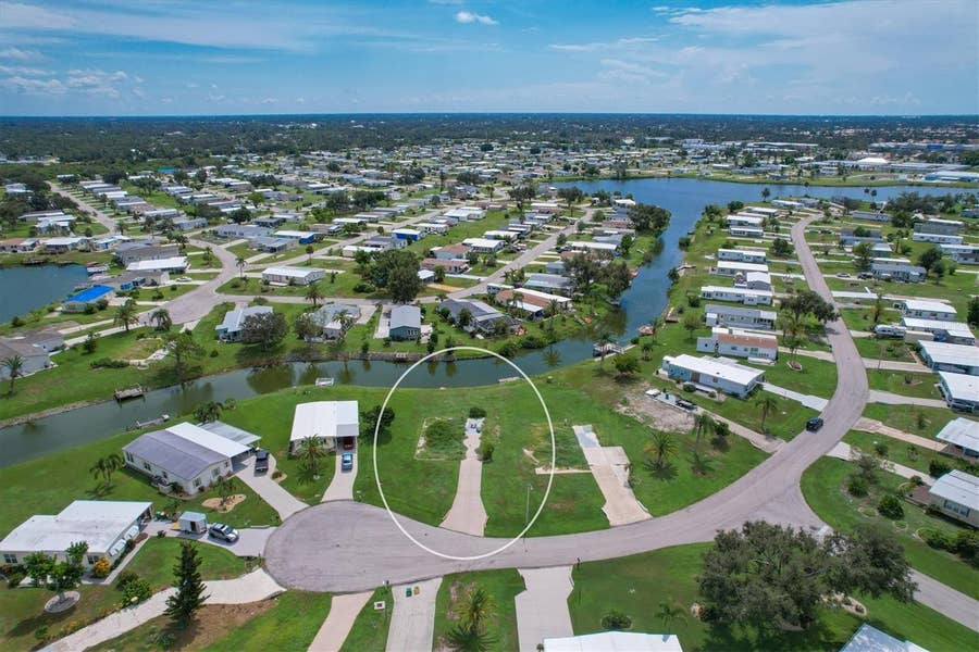 Property photo for 1308 SANDERLING DRIVE, Englewood, FL