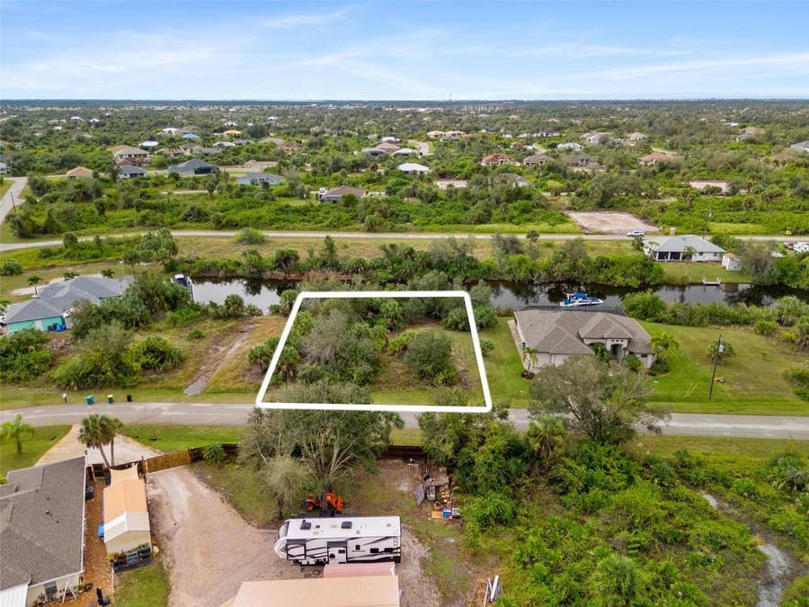 Property photo for 13902 BEGONIA CIRCLE, Port Charlotte, FL