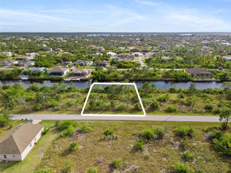 Property photo for 15109 AMSTERDAM AVENUE, Port Charlotte, FL