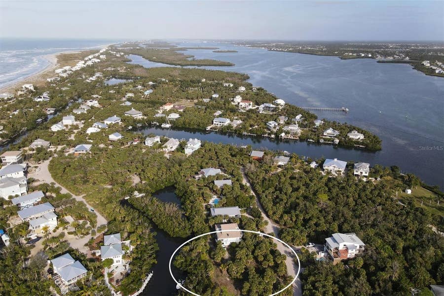 Property photo for 21 BAYSHORE CIRCLE, Placida, FL