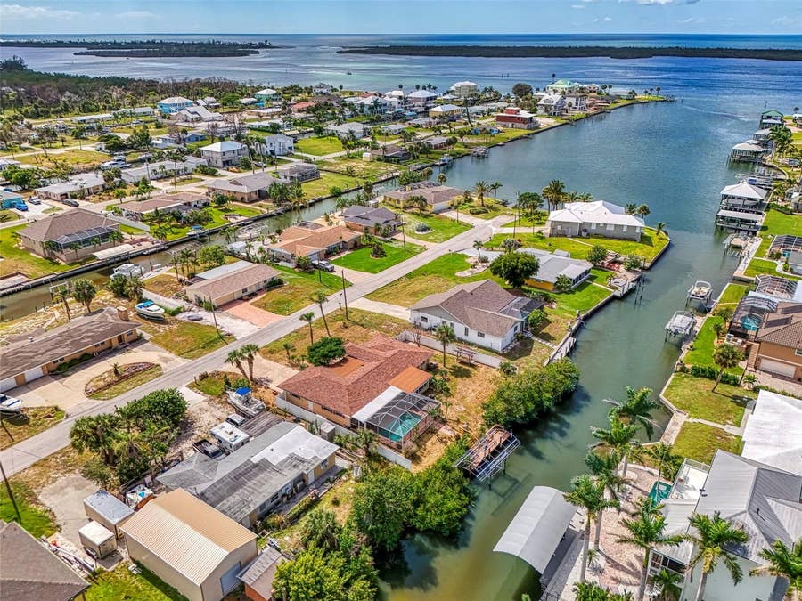 Property photo for 1962 ARKANSAS AVENUE, Englewood, FL