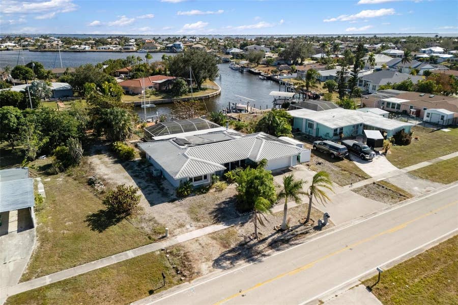 Property photo for 105 COUSLEY DRIVE SE, Port Charlotte, FL
