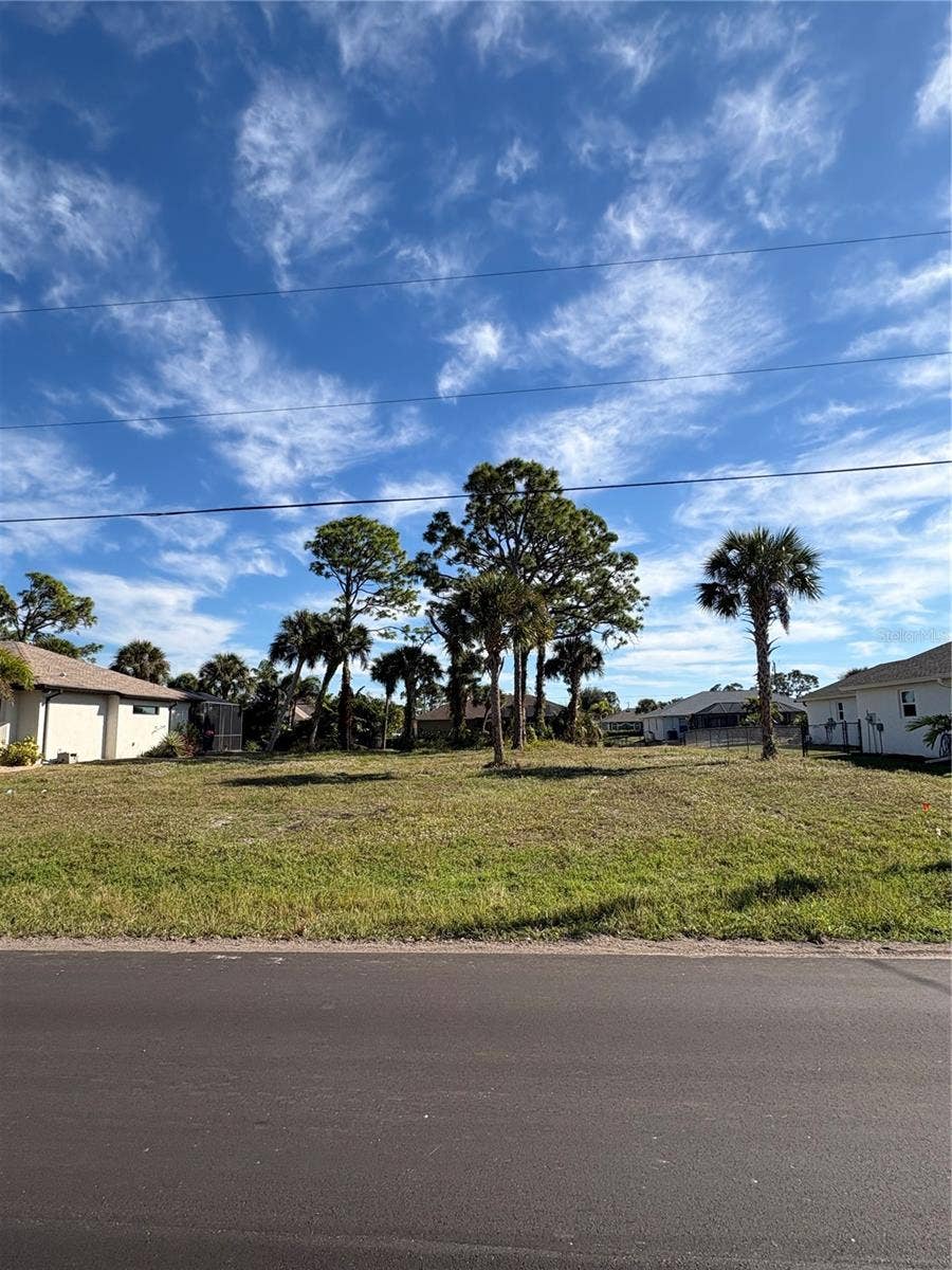 Property photo for 263 BROADMOOR LANE, Rotonda West, FL