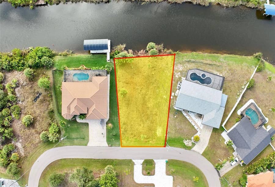 Property photo for 9580 PRESIDENT CIRCLE, Port Charlotte, FL