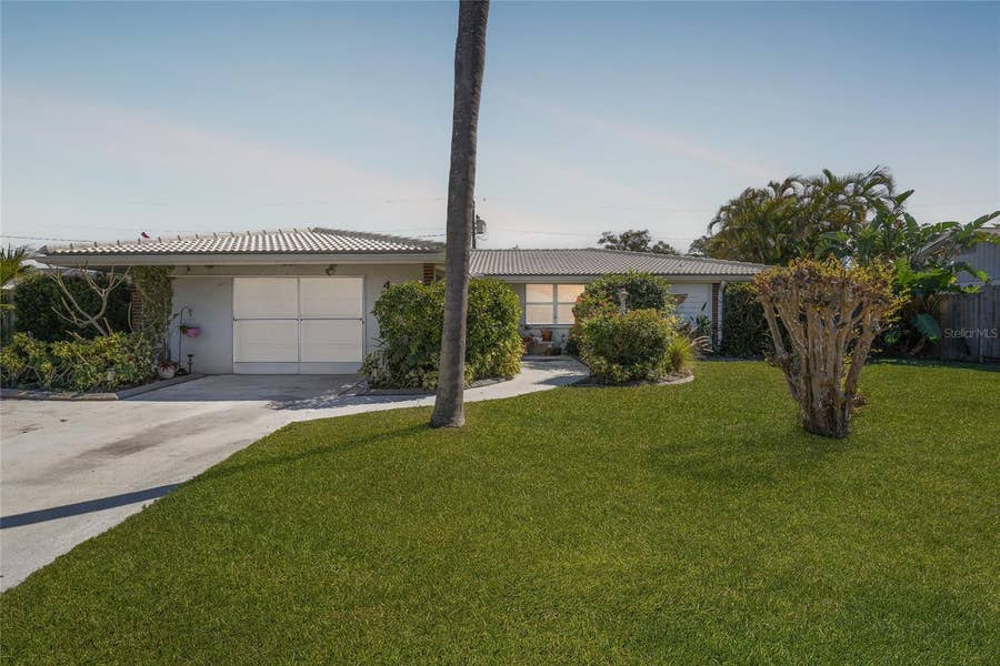 Property photo for 417 CRANE ROAD, Venice, FL