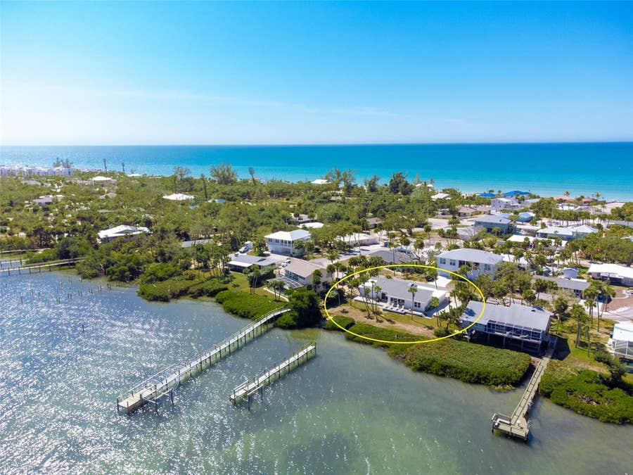 Property photo for 4087 PELICAN SHORES CIRCLE, Englewood, FL