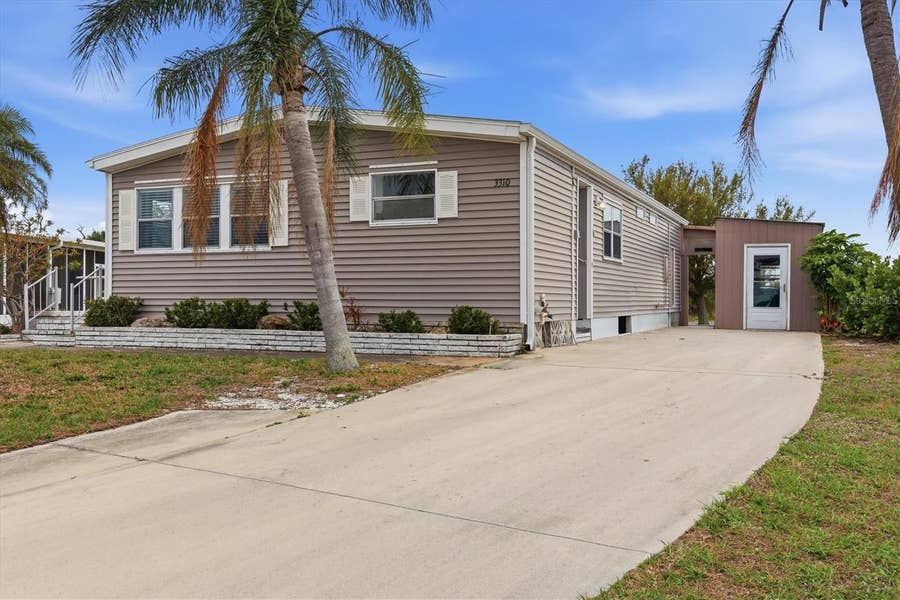 Property photo for 3310 BLUE JAY LANE, Englewood, FL