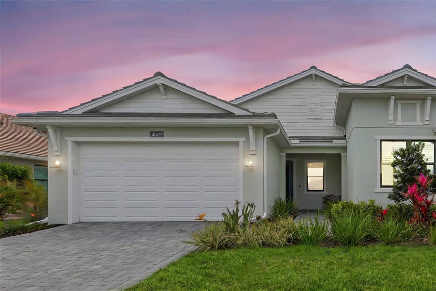 Property photo for 18679 DAYSPRING PLACE, Venice, FL