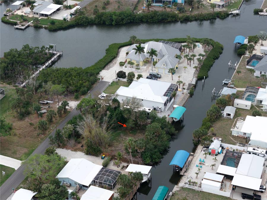 Property photo for 1132 ANDREWS STREET, Englewood, FL