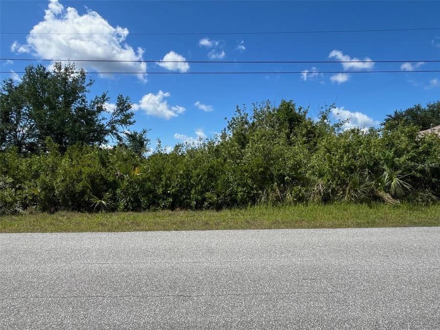 Property photo for 14550 LILLIAN CIRCLE, Port Charlotte, FL