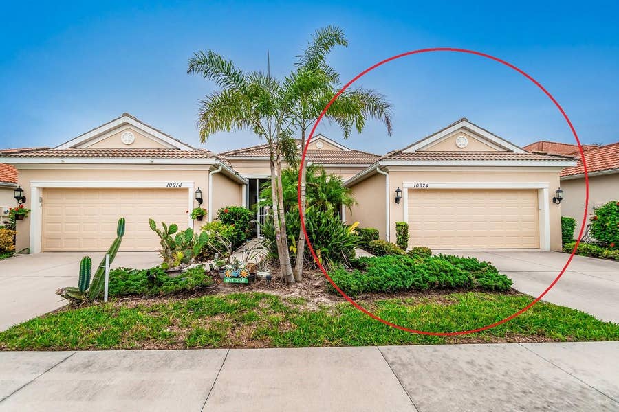 Property photo for 10924 LERWICK CIRCLE, Englewood, FL