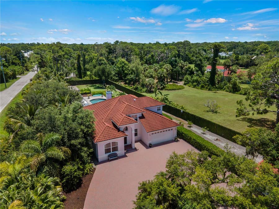 Property photo for 1981 BAYSHORE DRIVE, Englewood, FL