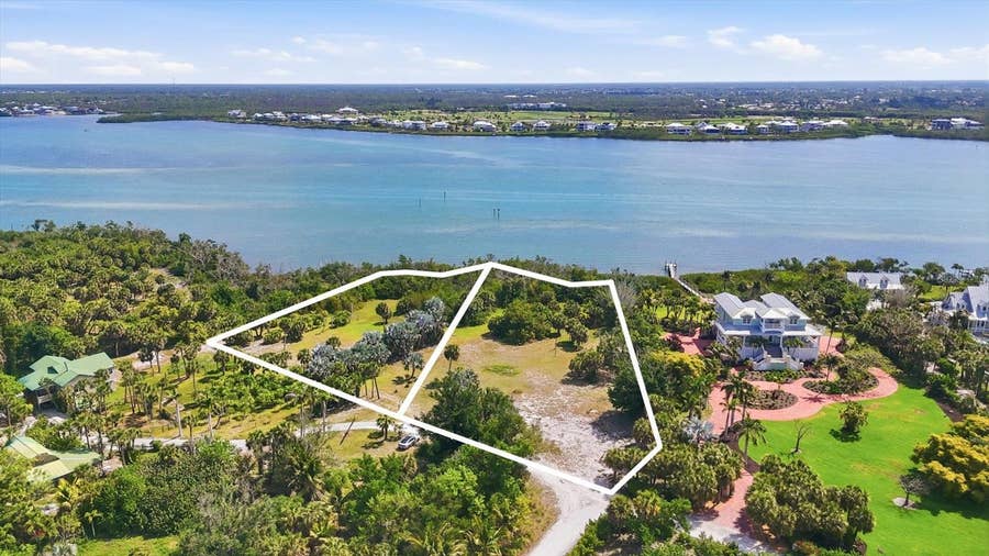 Property photo for 10450 SUNNY DREAMS TERRACE, Placida, FL