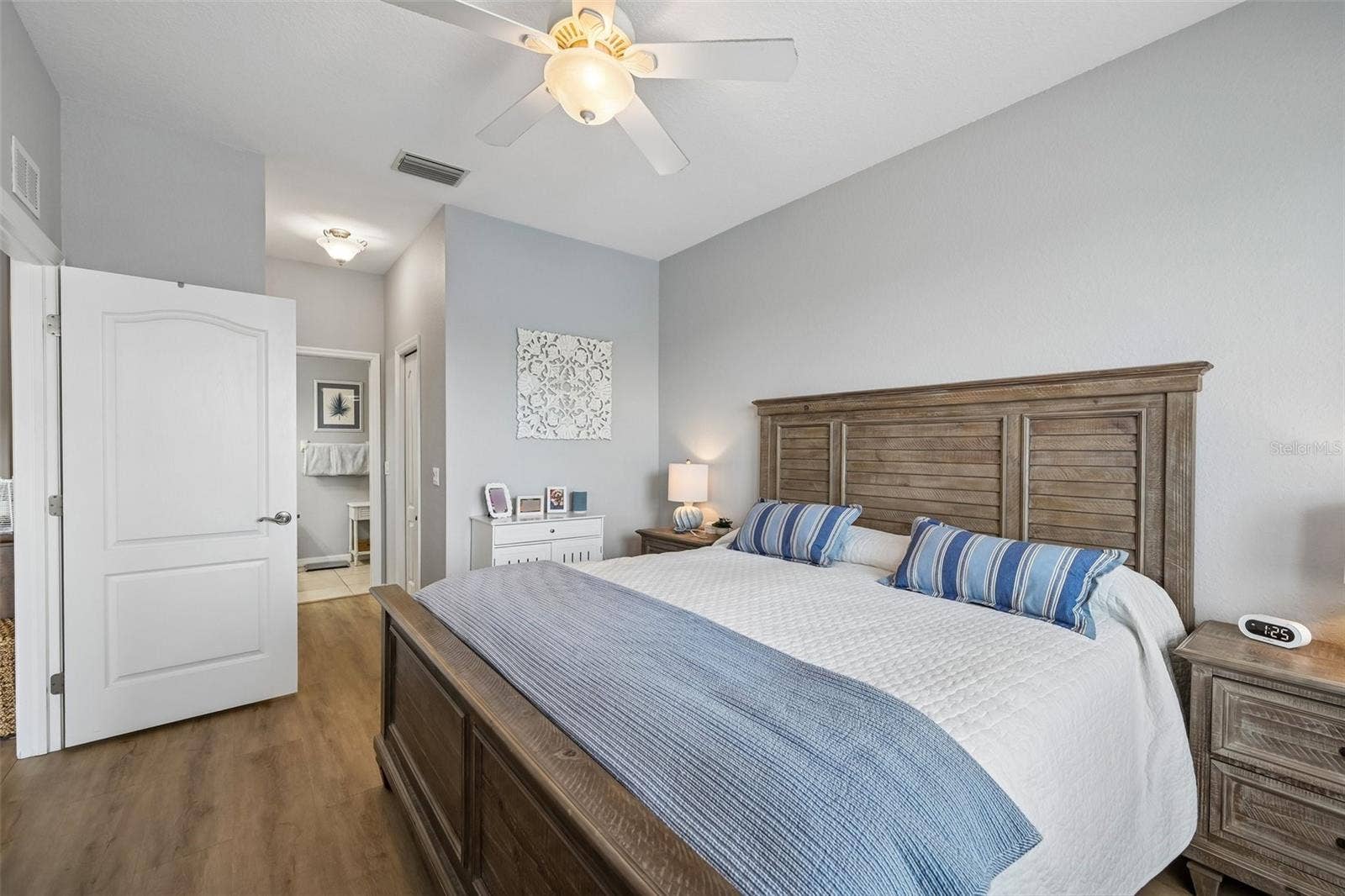 1003 FAIRWAYCOVE LANE, #201, Bradenton, FL 34212 1003 FAIRWAYCOVE LANE, #201, Bradenton, FL 34212