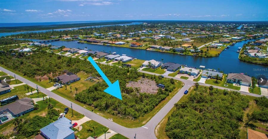 Property photo for 15531 AQUA CIRCLE, Port Charlotte, FL