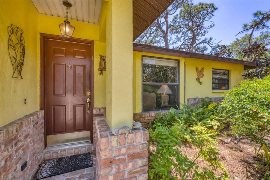 Property photo for 521 ARTISTS AVENUE, Englewood, FL